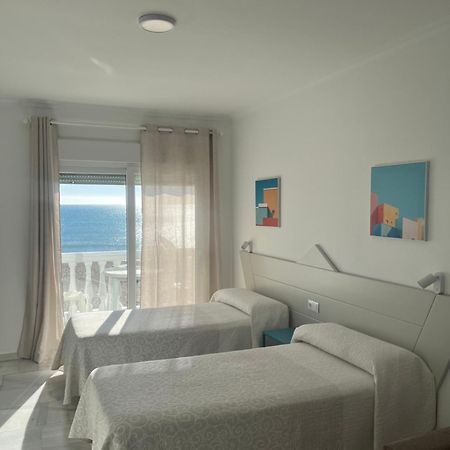 Apartamentos Guaquin Torremolinos Exteriör bild