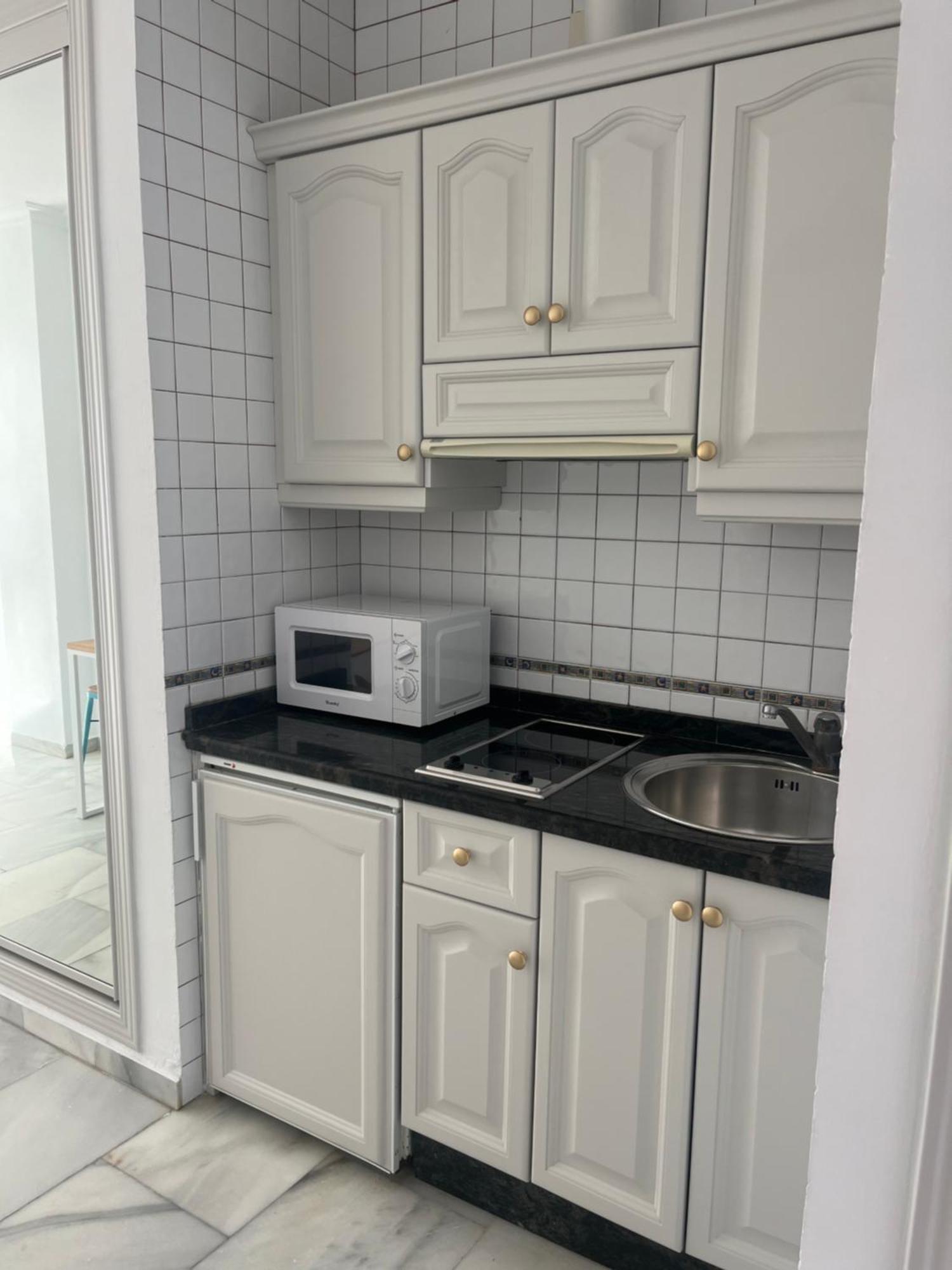 Apartamentos Guaquin Torremolinos Exteriör bild