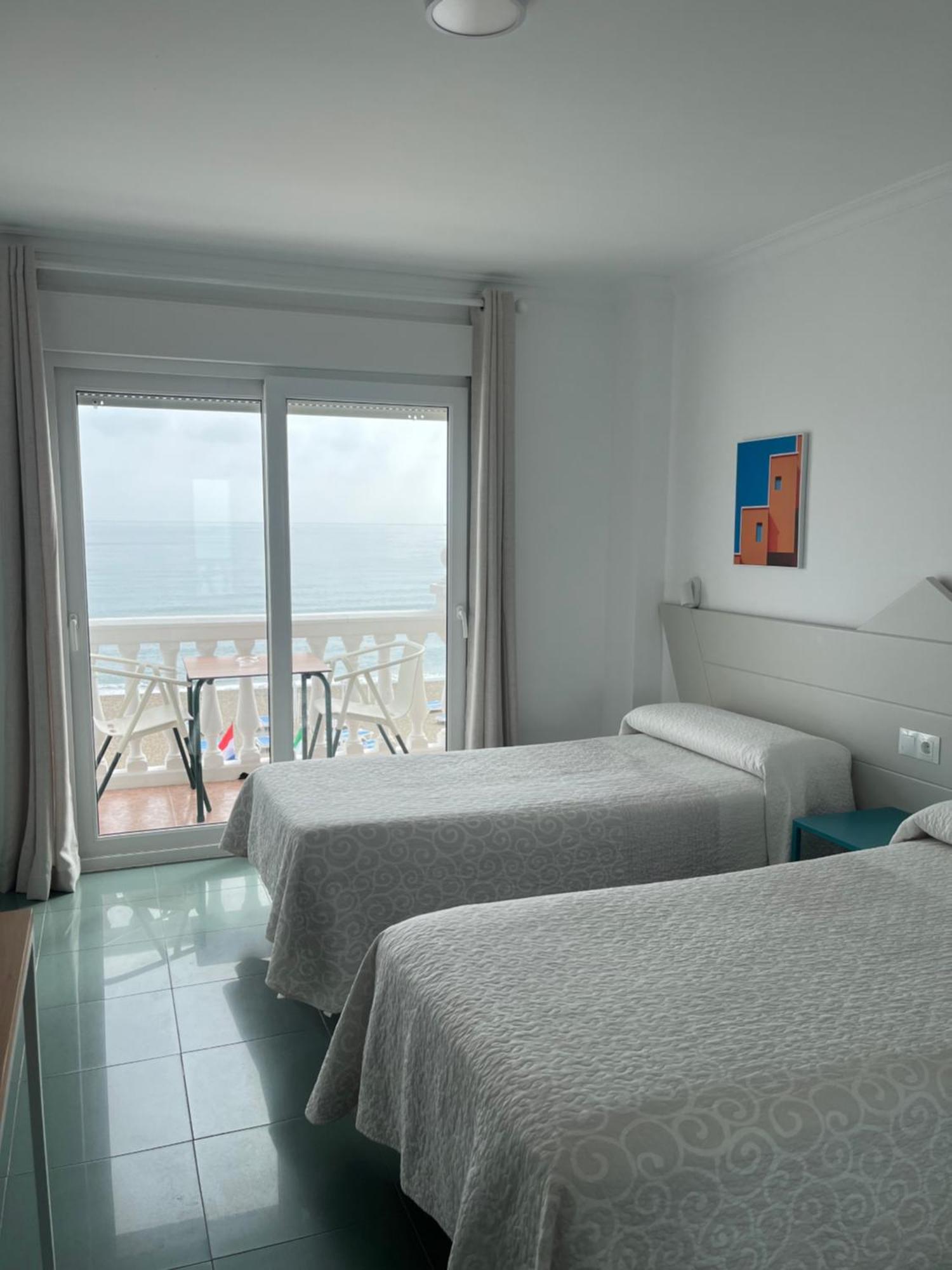Apartamentos Guaquin Torremolinos Exteriör bild